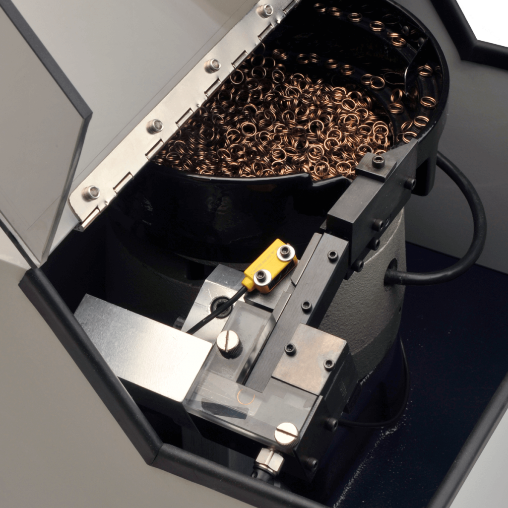 automatic ring feeder